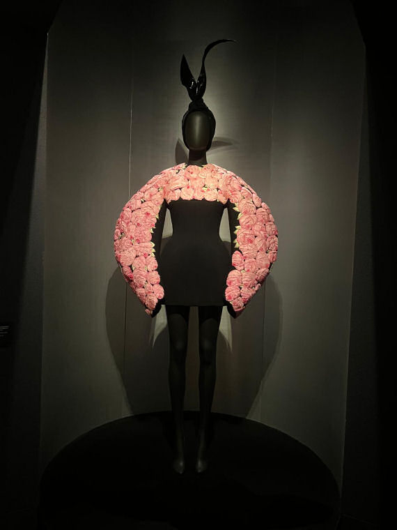 V&A Schiaparelli Exhibition: Where Fashion, Fragrance and Art Become One 